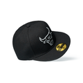 NEW ERA 59FIFTY CHICAGO BULLS BLACK BLACK & WHITE LOGO
