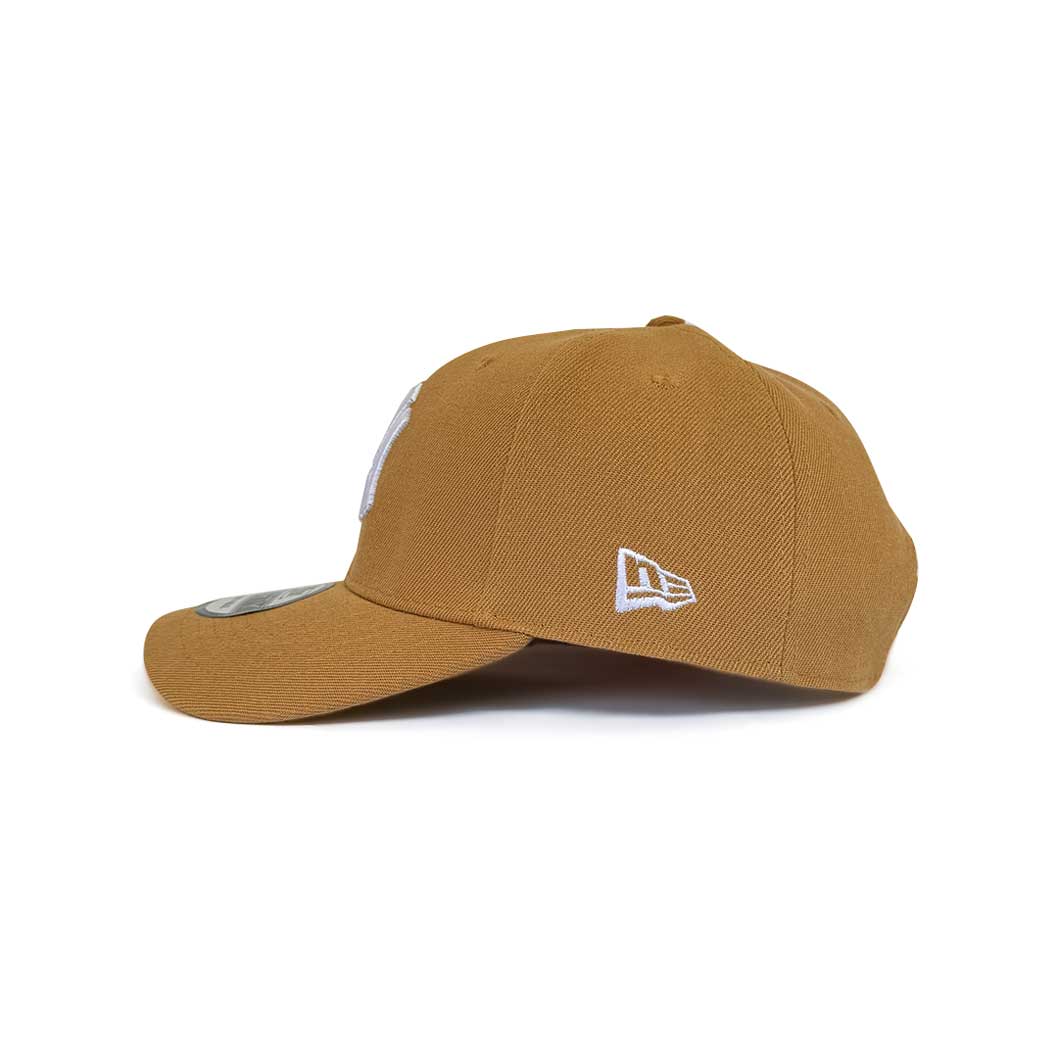 NEW YORK 9FORTY YANKEES LEAGUE ESSENTIAL BROWN