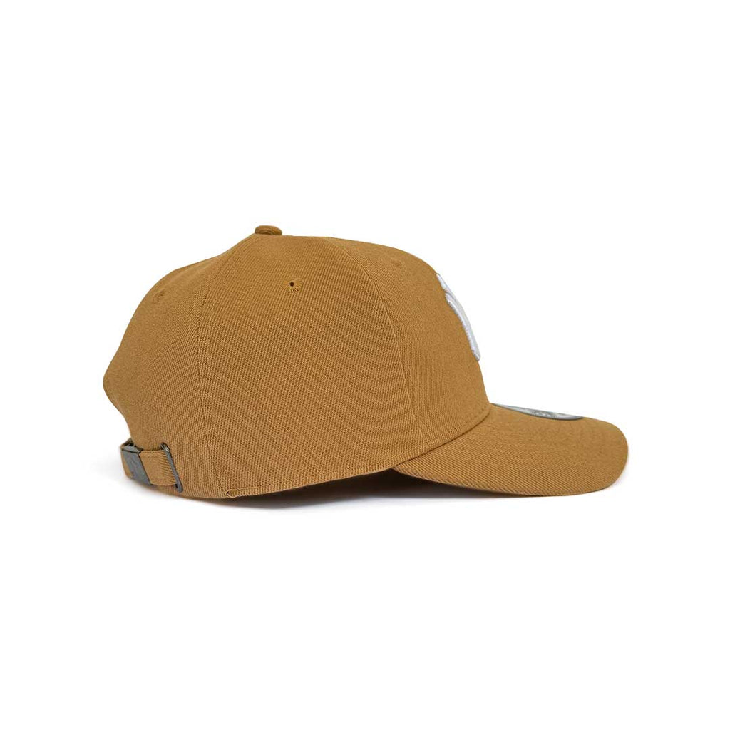 NEW YORK 9FORTY YANKEES LEAGUE ESSENTIAL BROWN