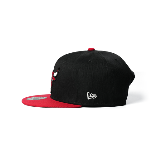 NEW ERA 9FIFTY CHICAGO BULLS BLACK/RED TWO-TONE