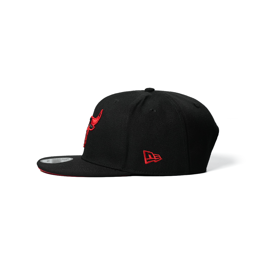 NEW ERA 9FIFTY CHICAGO BULLS CHAMPIONS RED HORN EDITION
