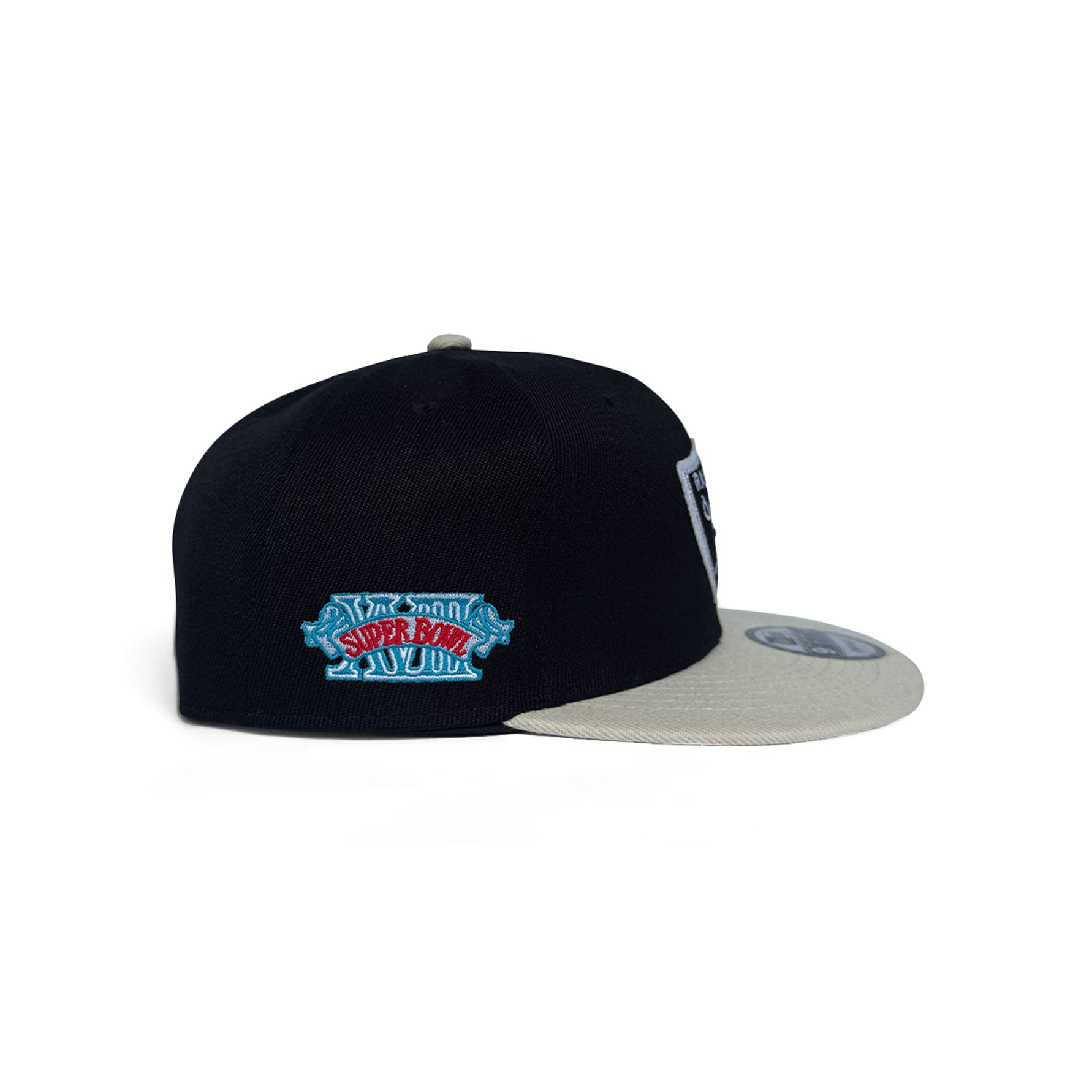 NEW ERA 9FIFTY LAS VEGAS RAIDERS BLACK/SILVER SUPER BOWL XVIII LETTERMAN