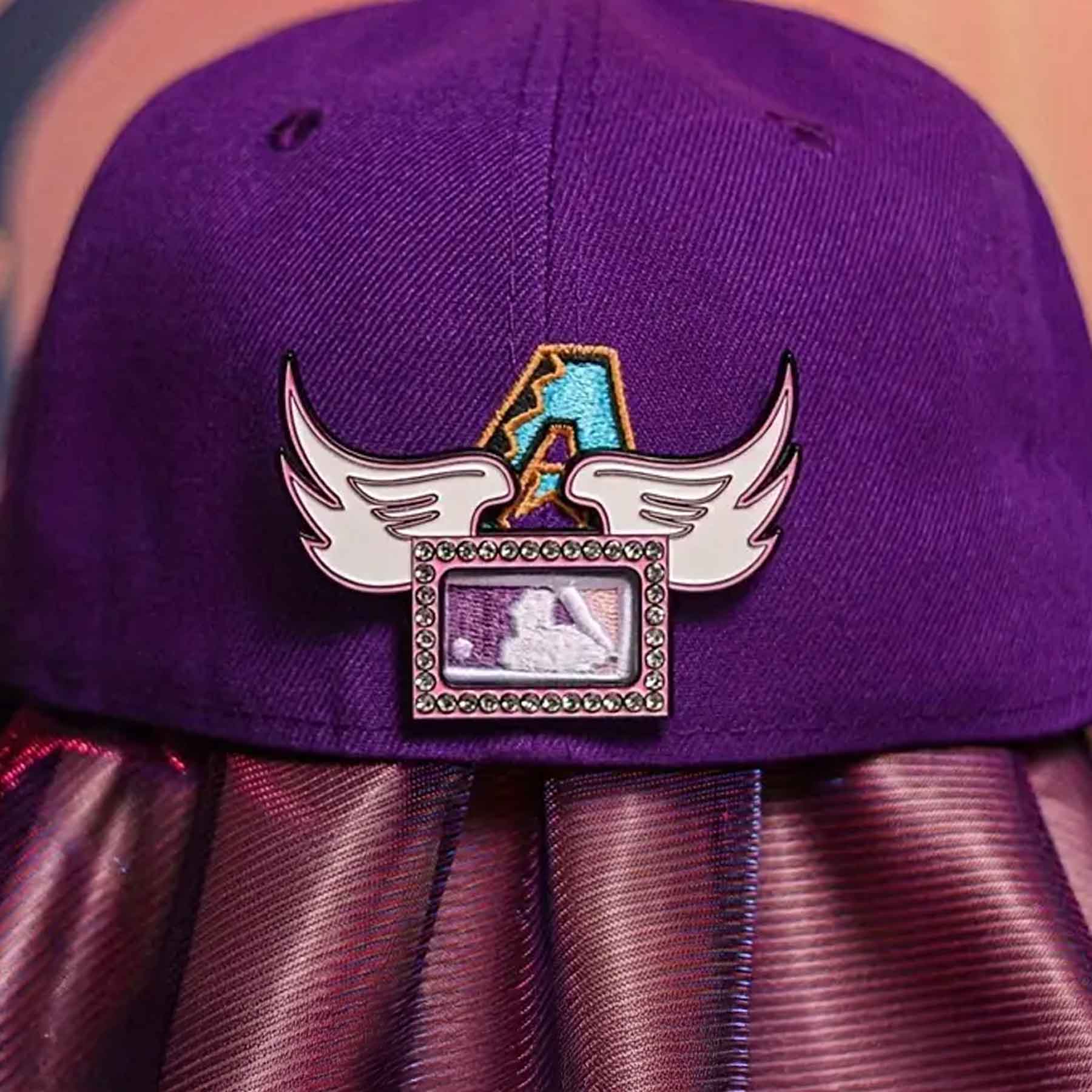 ANGEL WING PIN
