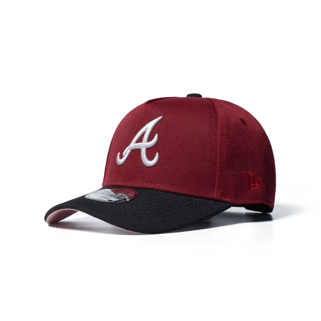 NEW ERA 9FORTY A-FRAME MLB ATLANTA BRAVES 30TH ANNIVERSARY TWO TONE / PINK