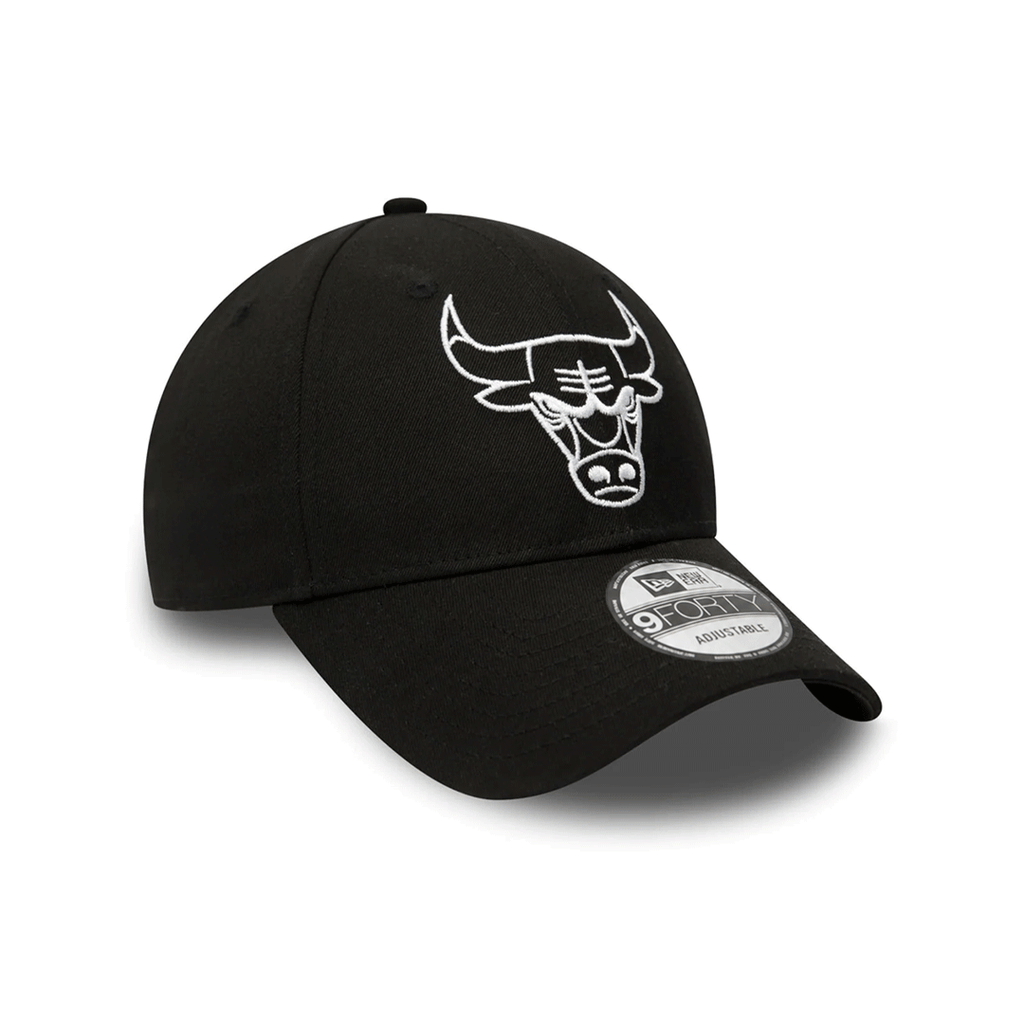 NEW ERA 9FORTY CHICAGO BULLS BLACK ESSENTIAL OUTLINE