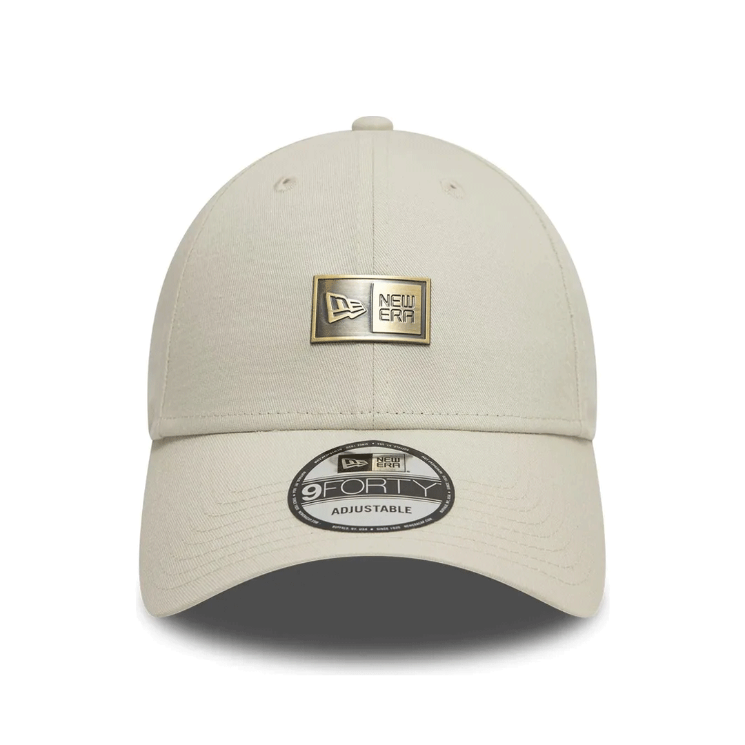 NEW ERA 9FORTY METAL BADGE STONE