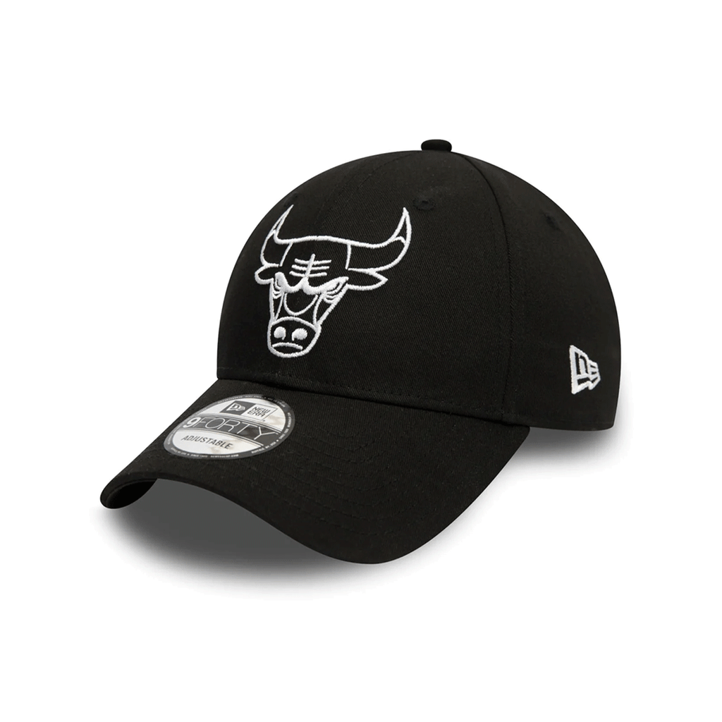 NEW ERA 9FORTY CHICAGO BULLS BLACK ESSENTIAL OUTLINE