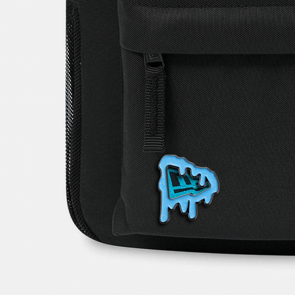 BLUE GLITTER DRIP PIN