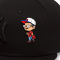 STREET BOY RED/BLUE PIN