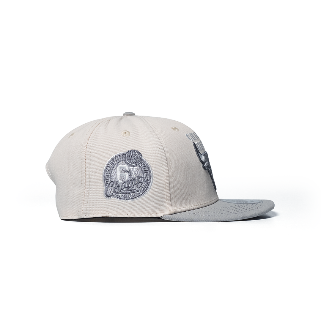 NEW ERA 9FIFTY CHICAGO BULLS 6X CHAMPS CHROME TWO TONE EDITION