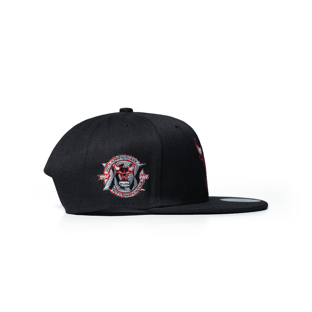 NEW ERA 9FIFTY CHICAGO BULLS HWC 20TH ANNIVERSARY BLACK