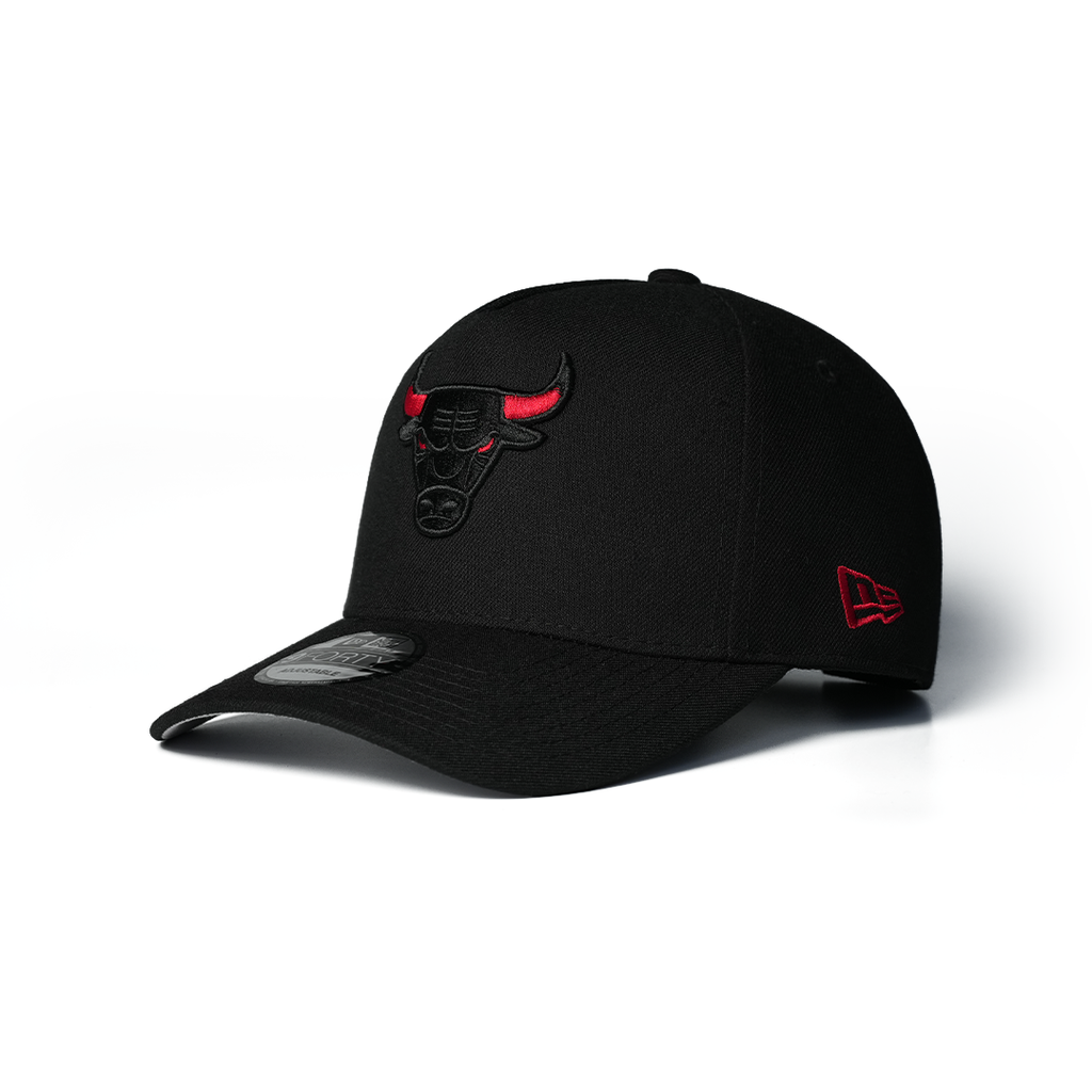 NEW ERA 9FORTY A-FRAME CHICAGO BULLS 6X CHAMPS BLACK AND RED PRIME EDITION
