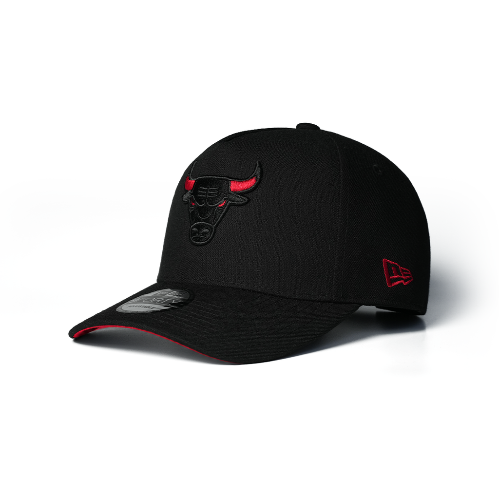 NEW ERA 9FORTY A-FRAME CHICAGO BULLS 6X CHAMPS BLACK AND RED PRIME EDITION