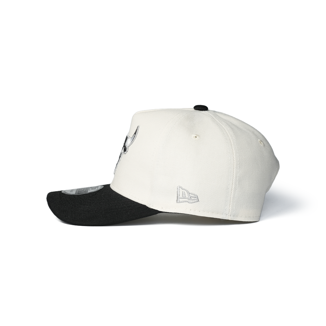 NEW ERA 9FORTY A-FRAME CHICAGO BULLS CHROME TWO TONE METALLIC EDITION