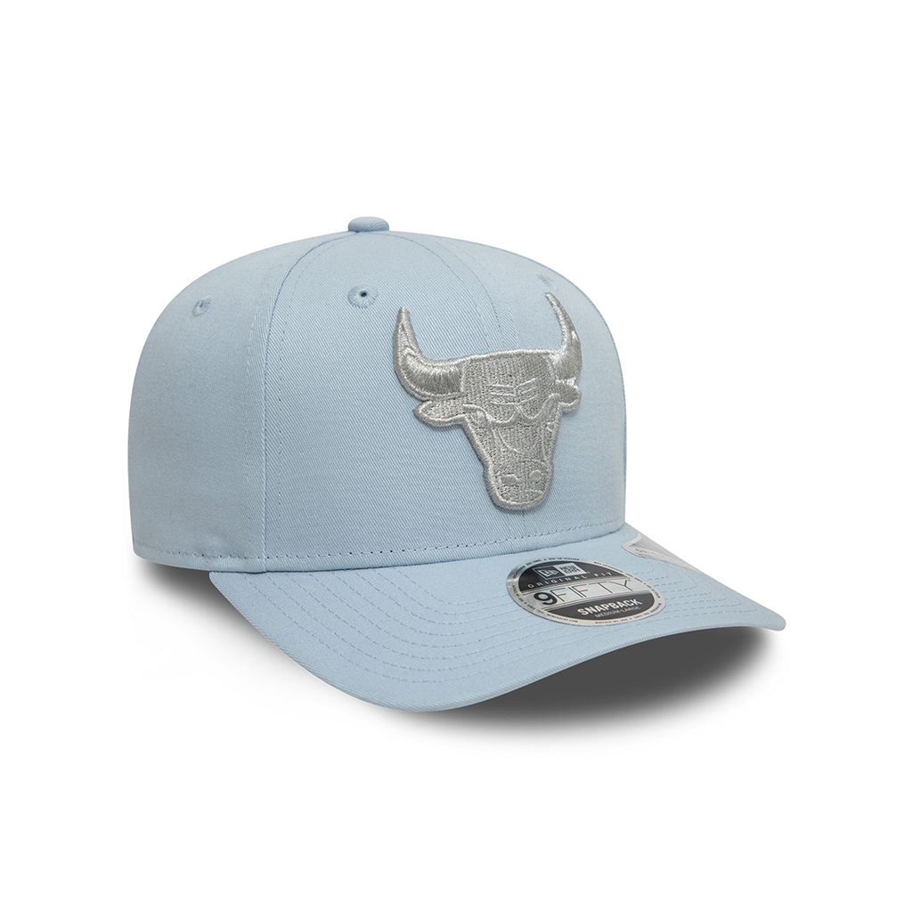 NEW ERA 9FIFTY CHICAGO BULLS METALLIC SKY BLUE ORIGINAL FIT