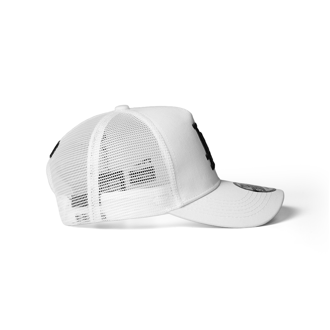 NEW ERA 9FORTY A-FRAME LOS ANGELES DODGERS HOME FIELD WHITE TRUCKER