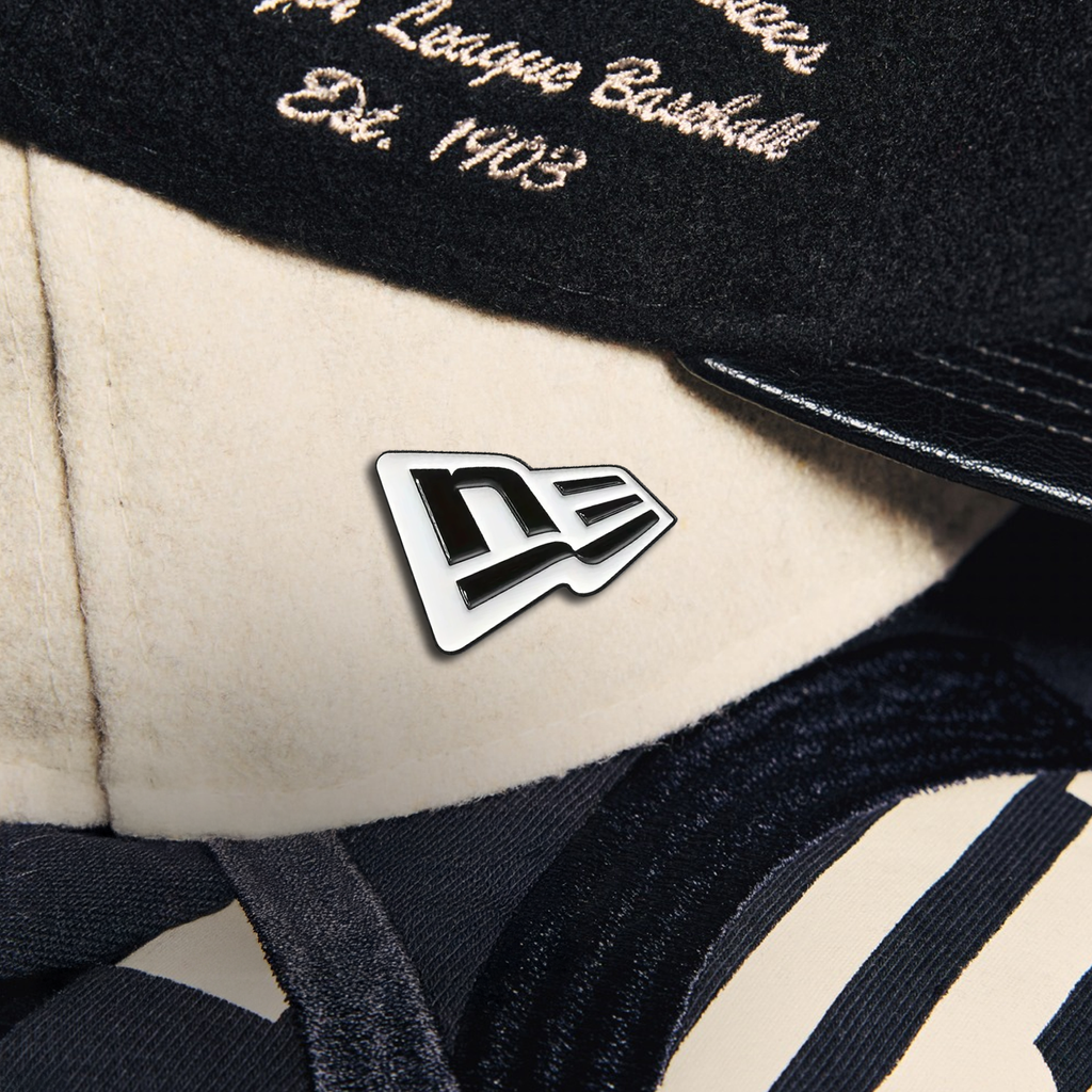 NEW ERA FLAG PIN