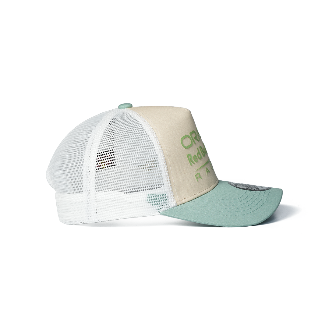 NEW ERA 9FORTY A-FRAME RED BULL F1 BEIGE TWO TONE SEASONAL TRUCKER