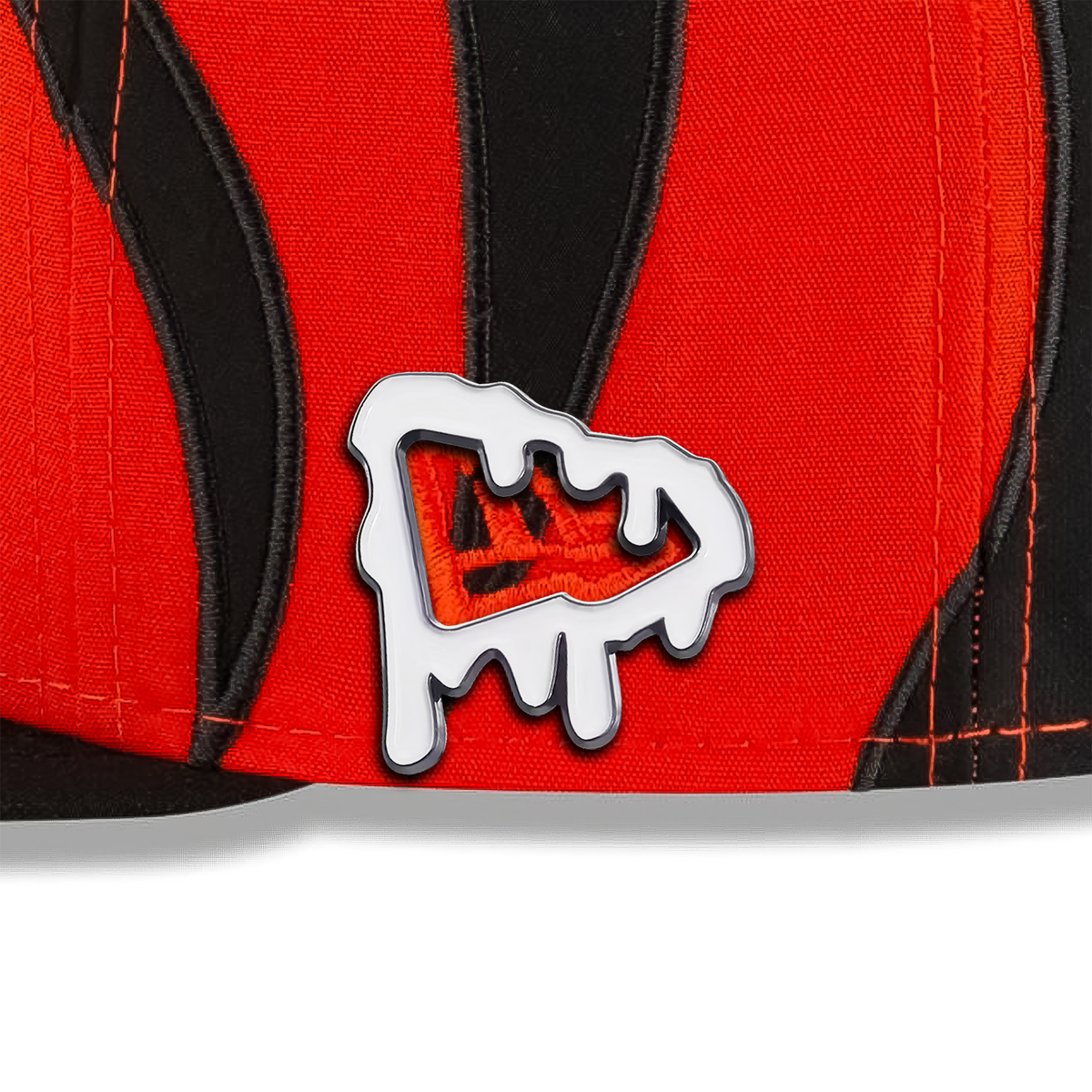 WHITE DRIP PIN