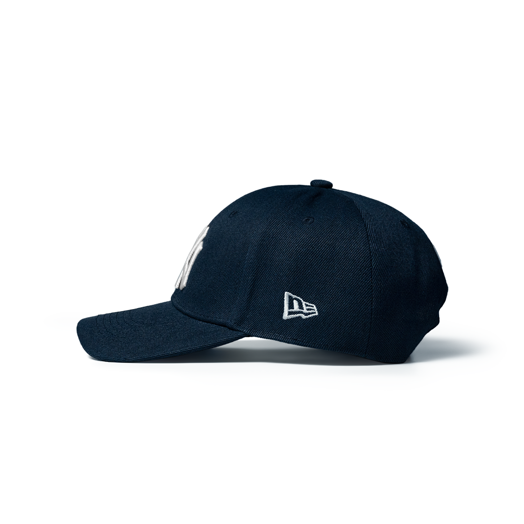 NEW ERA 9FORTY NEW YORK YANKEES ESSENTIAL NAVY