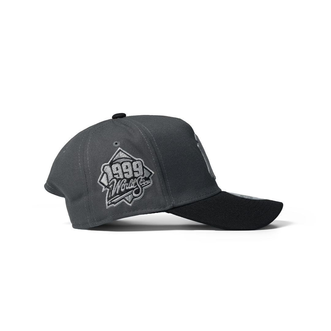NEW ERA 9FORTY A-FRAME NEW YORK YANKEES WORLD SERIES 1999 TARMAC TWO TONE EDITION